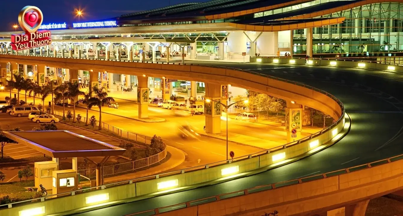 Lịch Sử Phát Triển và Vai Trò Của Cảng Hàng Không Quốc Tế Tân Sơn Nhất