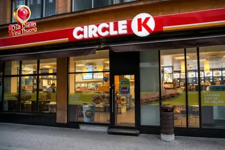 Giới thiệu về Cửa Hàng Tiện Lợi Circle K Tiện Lợi và Dịch Vụ Hỗ Trợ Đa Dạng