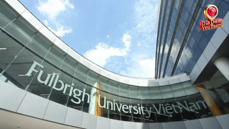 Các chương trình đào tạo và học bổng của Đại Học Fulbright Việt Nam