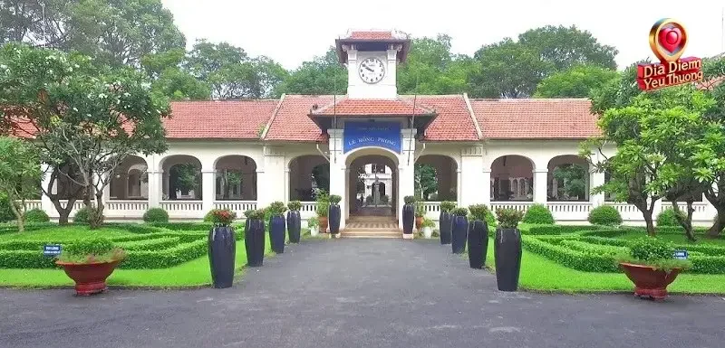 Điểm Chuẩn Tuyển Sinh Cạnh Tranh