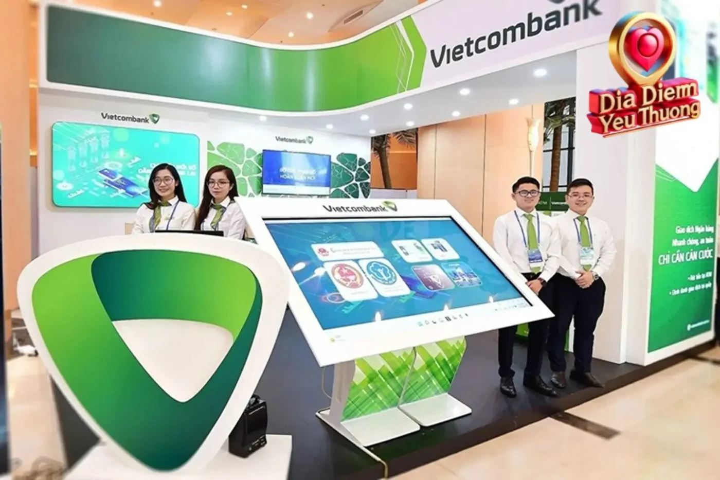 Ngân hàng làm việc Thứ 7 và Chủ nhật